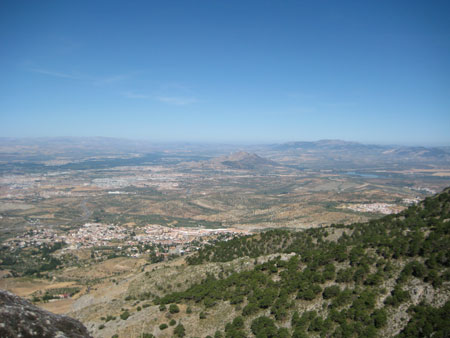 Vistas de la Maroma, el pantano de Cubillas...