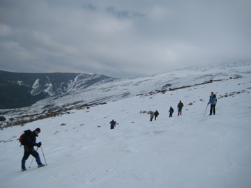 Bajada con abundante nieve. Aldeire.