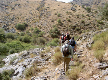 Nos disponemos a buscar el manantial.
