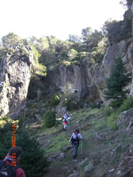 Dirección de la Cueva del Agua.