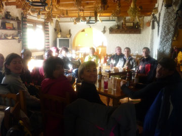 Cervecita en el bar la Pradera. Ruta Cerro de Buenavista.