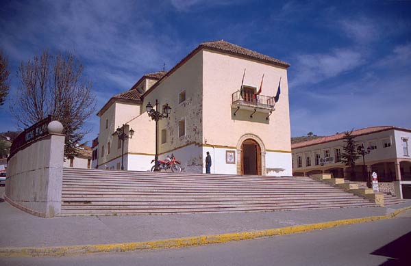 Ayuntamiento de Illora, Plaza del arco