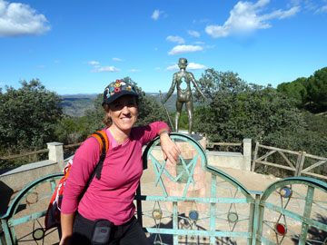 Ruta Andujar-Virgen de la cabeza. Monumento al peregrino