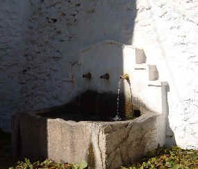 Fuente en Cañar.